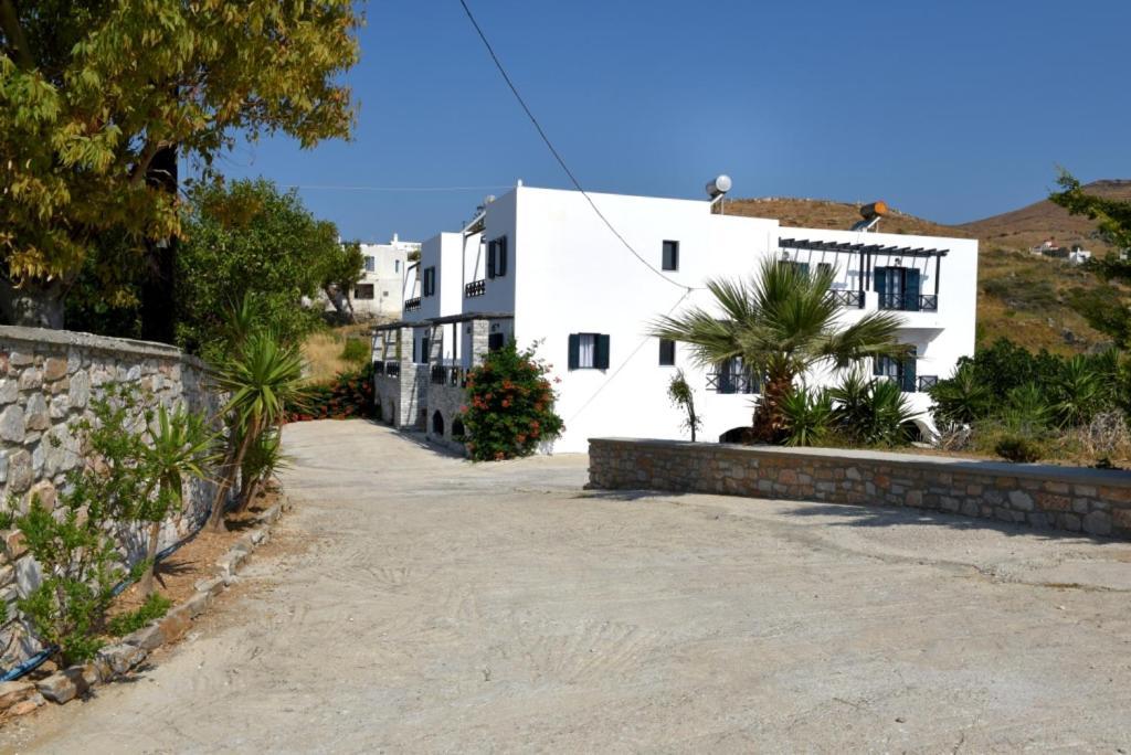 Glafki Studios Syros Mégas Yialós-Nítes Exteriör bild